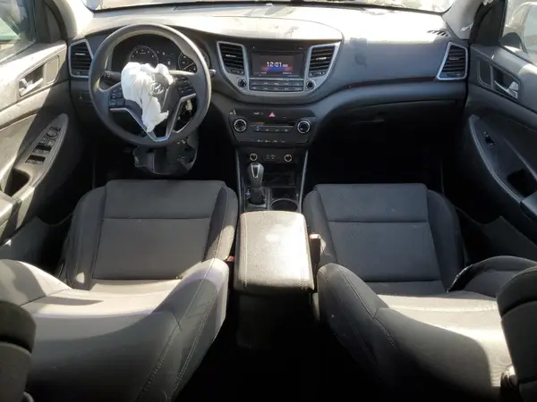 KM8J23A44HU423388 2017 HYUNDAI TUCSON - Image 8