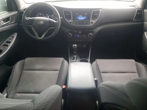 KM8J23A44HU430745 2017 HYUNDAI TUCSON - Image 8