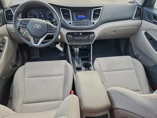 KM8J23A44HU432107 2017 HYUNDAI TUCSON - Image 8