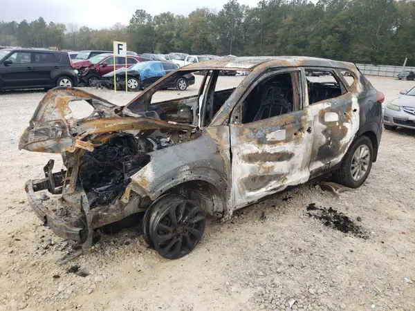 KM8J23A44HU455869 2017 HYUNDAI TUCSON - Image 1