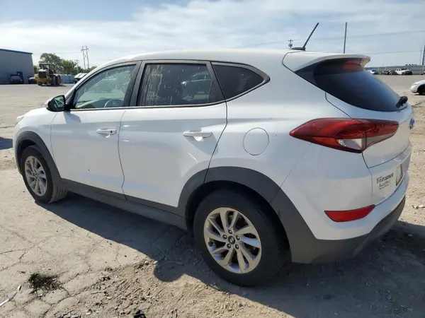 KM8J23A44HU511583 2017 HYUNDAI TUCSON - Image 2