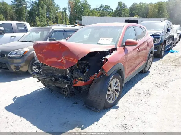 KM8J23A44HU527265 2017 HYUNDAI TUCSON - Image 2