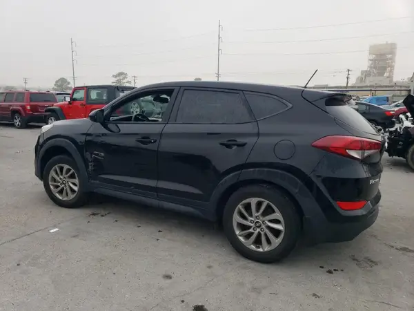 KM8J23A44HU533101 2017 HYUNDAI TUCSON - Image 2