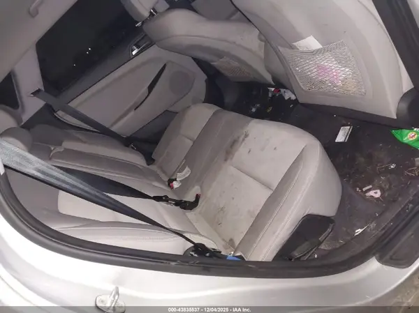 KM8J23A44HU565675 2017 HYUNDAI TUCSON - Image 8