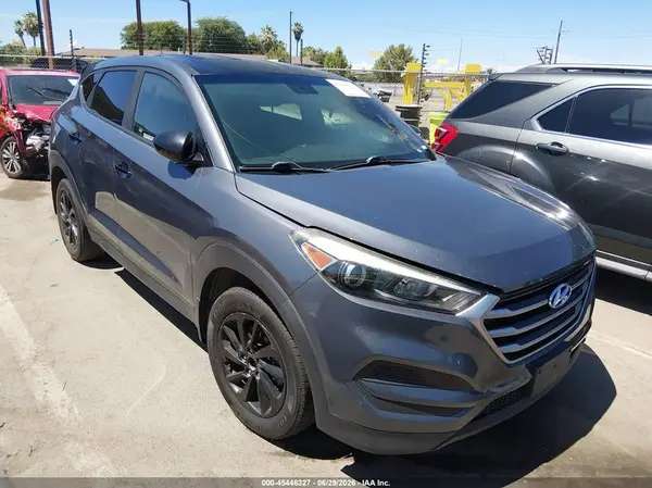 KM8J23A44JU607185 2018 HYUNDAI TUCSON - Image 1