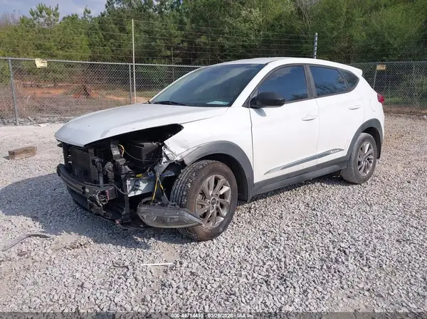 KM8J23A44JU629476 2018 HYUNDAI TUCSON - Image 2