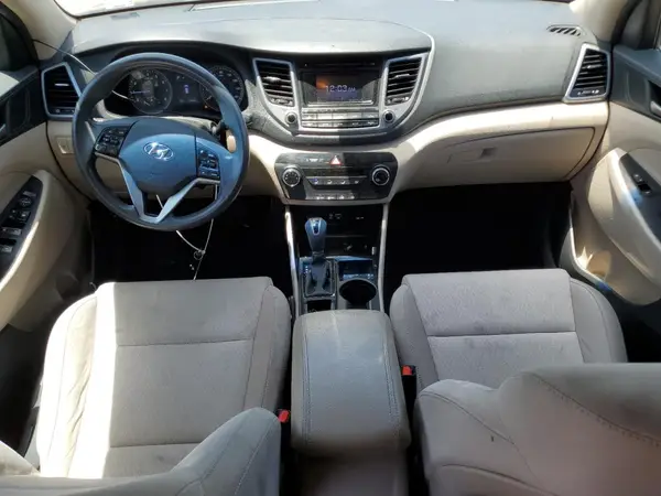 KM8J23A44JU645015 2018 HYUNDAI TUCSON - Image 8