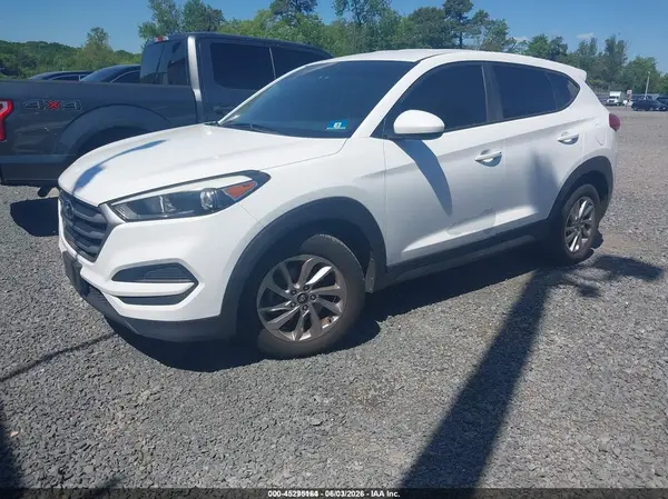 KM8J23A44JU655706 2018 HYUNDAI TUCSON - Image 2