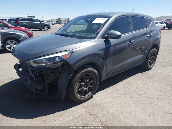 KM8J23A44JU659450 2018 HYUNDAI TUCSON - Image 2
