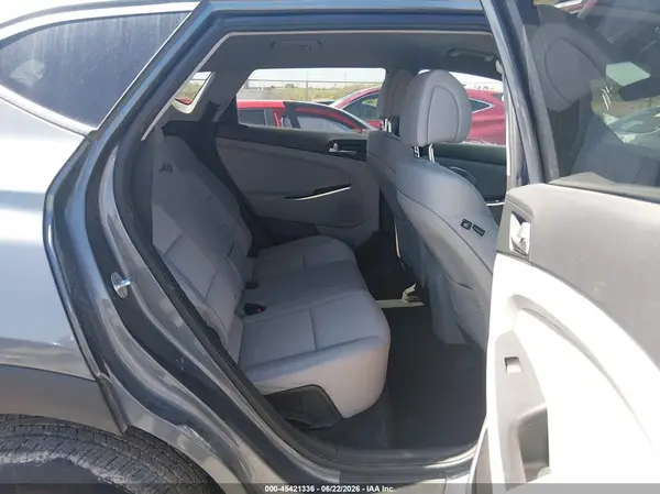 KM8J23A44JU659450 2018 HYUNDAI TUCSON - Image 8