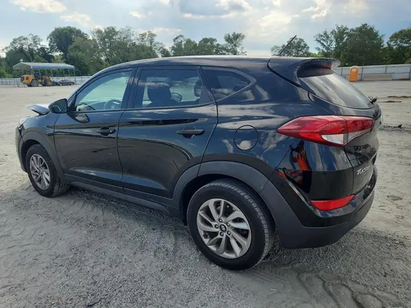 KM8J23A44JU737905 2018 HYUNDAI TUCSON - Image 2
