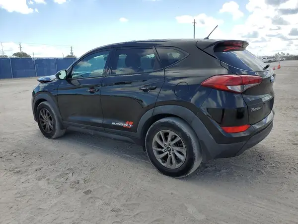 KM8J23A44JU739489 2018 HYUNDAI TUCSON - Image 2