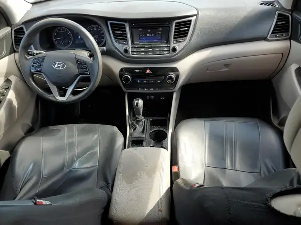 KM8J23A44JU739489 2018 HYUNDAI TUCSON - Image 8