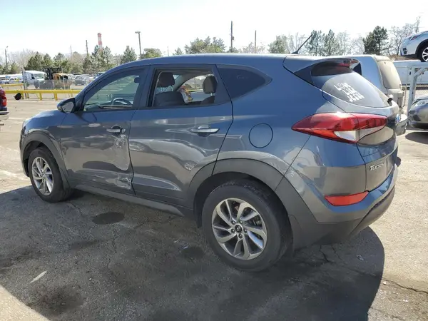 KM8J23A44JU753540 2018 HYUNDAI TUCSON - Image 2
