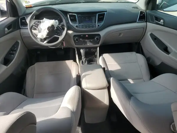 KM8J23A44JU768104 2018 HYUNDAI TUCSON - Image 8