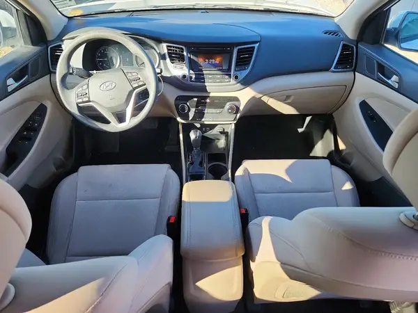 KM8J23A44JU771231 2018 HYUNDAI TUCSON - Image 8