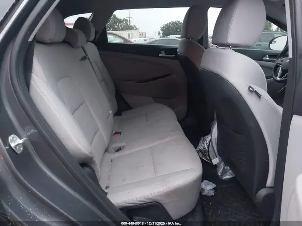 KM8J23A44KU067922 2019 HYUNDAI TUCSON - Image 8
