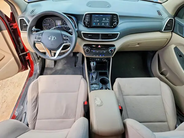 KM8J23A44KU843479 2019 HYUNDAI TUCSON - Image 8