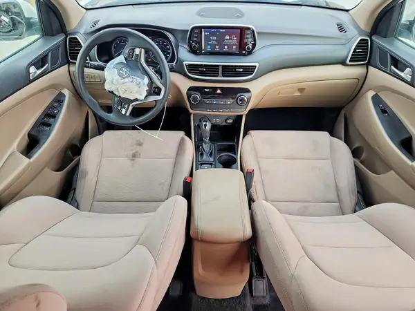 KM8J23A44KU870021 2019 HYUNDAI TUCSON - Image 8