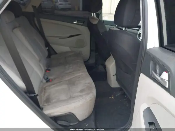 KM8J23A44KU887000 2019 HYUNDAI TUCSON - Image 8