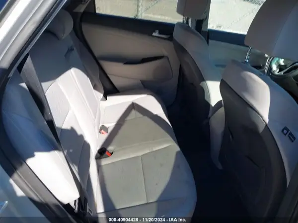 KM8J23A44KU905818 2019 HYUNDAI TUCSON - Image 8