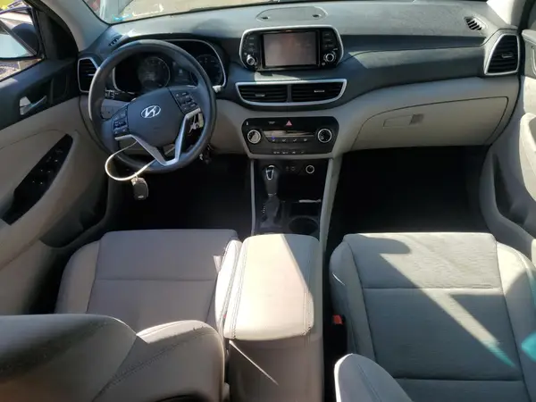 KM8J23A44KU913871 2019 HYUNDAI TUCSON - Image 8