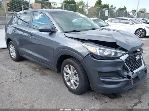 KM8J23A44KU943906 2019 HYUNDAI TUCSON - Image 1