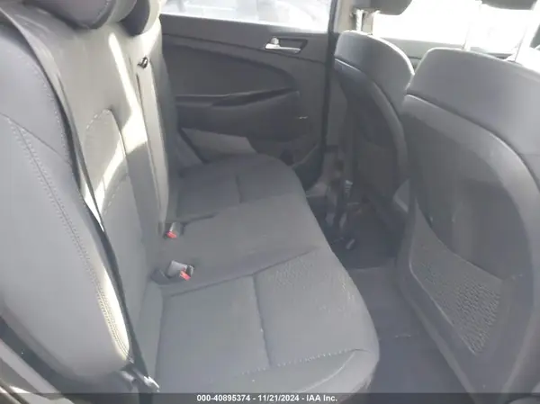 KM8J23A44KU946210 2019 HYUNDAI TUCSON - Image 8