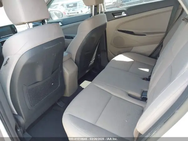 KM8J23A44KU962634 2019 HYUNDAI TUCSON - Image 8