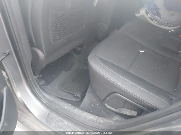 KM8J23A44KU967882 2019 HYUNDAI TUCSON - Image 8