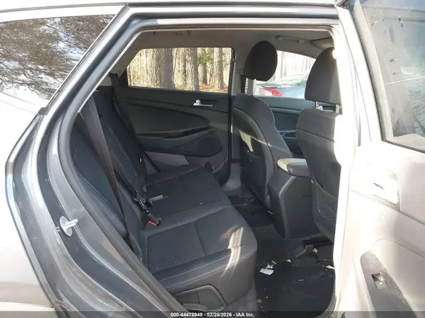 KM8J23A44KU985752 2019 HYUNDAI TUCSON - Image 8