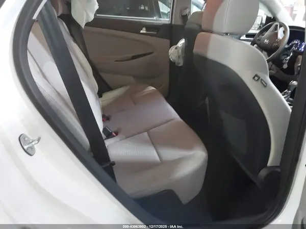 KM8J23A44LU092675 2020 HYUNDAI TUCSON - Image 8