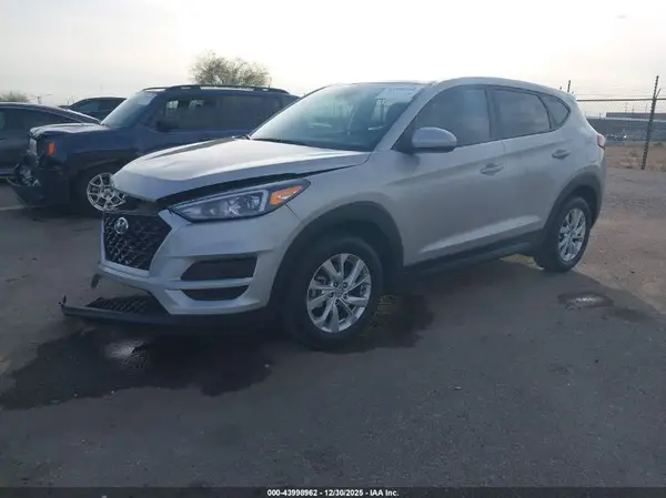 KM8J23A44LU111998 2020 HYUNDAI TUCSON - Image 2