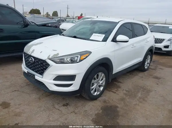 KM8J23A44LU249444 2020 HYUNDAI TUCSON - Image 2