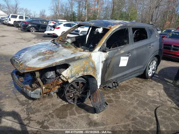 KM8J23A44LU270522 2020 HYUNDAI TUCSON - Image 2