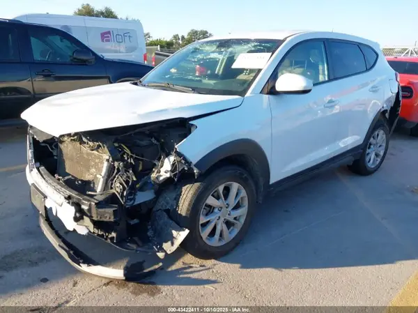 KM8J23A44MU313547 2021 HYUNDAI TUCSON - Image 2