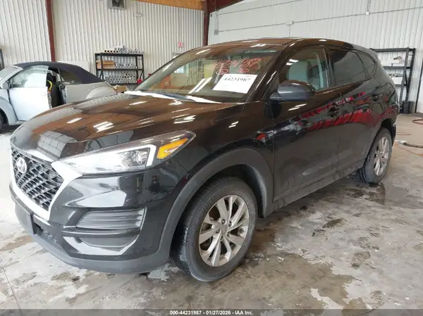 KM8J23A44MU400638 2021 HYUNDAI TUCSON - Image 2