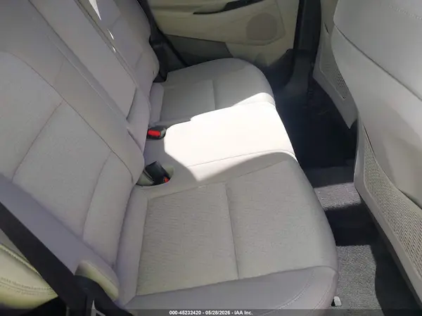 KM8J23A45GU022012 2016 HYUNDAI TUCSON - Image 8
