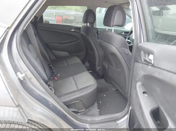 KM8J23A45GU127018 2016 HYUNDAI TUCSON - Image 8