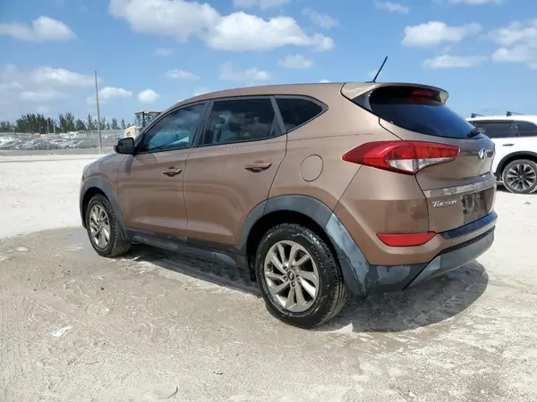 KM8J23A45GU141677 2016 HYUNDAI TUCSON - Image 2
