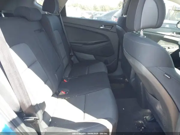 KM8J23A45GU181936 2016 HYUNDAI TUCSON - Image 8