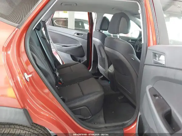 KM8J23A45GU240838 2016 HYUNDAI TUCSON - Image 8