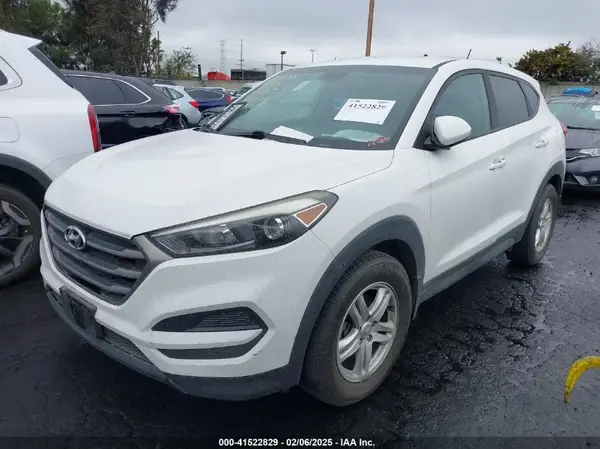 KM8J23A45GU246722 2016 HYUNDAI TUCSON - Image 2