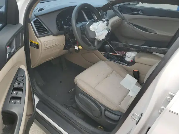 KM8J23A45GU249619 2016 HYUNDAI TUCSON - Image 8