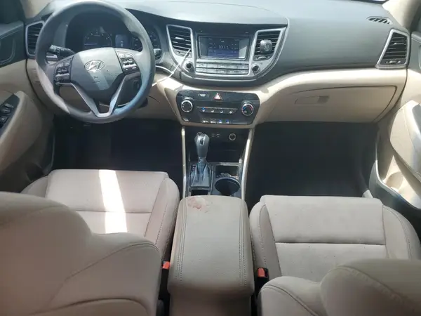 KM8J23A45HU263778 2017 HYUNDAI TUCSON - Image 8