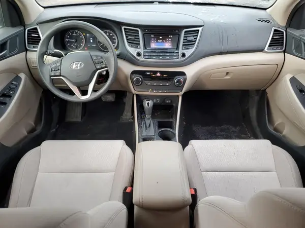 KM8J23A45HU296988 2017 HYUNDAI TUCSON - Image 8