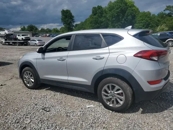 KM8J23A45HU306130 2017 HYUNDAI TUCSON - Image 2