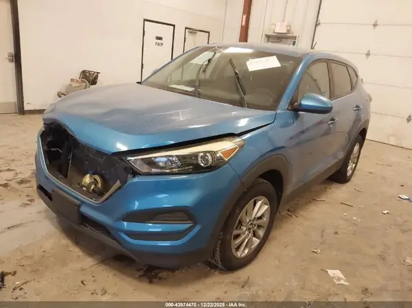 KM8J23A45HU328726 2017 HYUNDAI TUCSON - Image 2