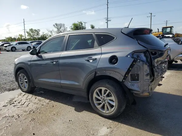 KM8J23A45HU333442 2017 HYUNDAI TUCSON - Image 2