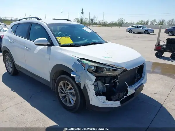 KM8J23A45HU343355 2017 HYUNDAI TUCSON - Image 1